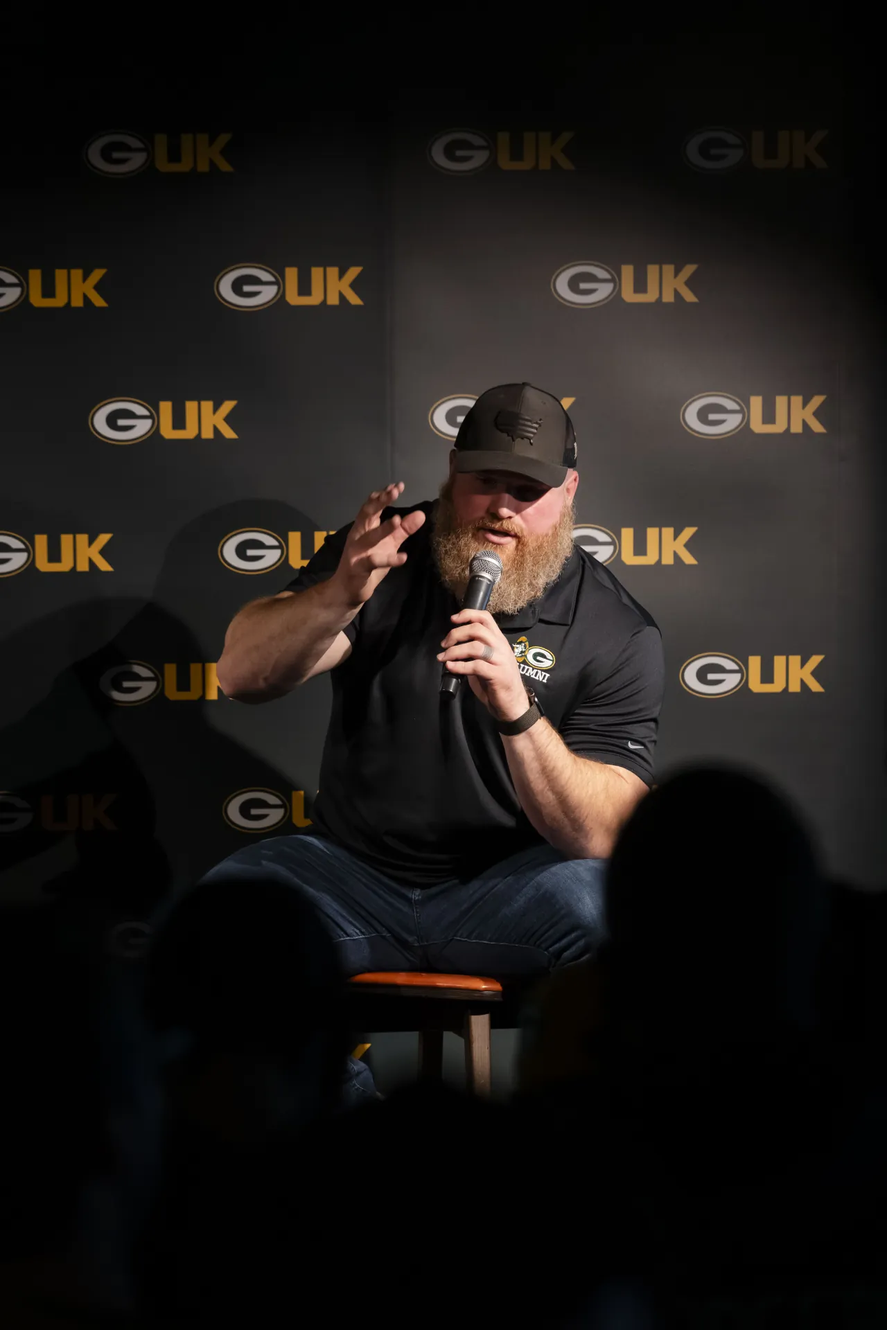 fan club, sport event, interview